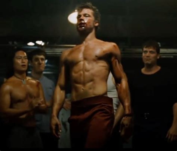 Edward Norton Injured His Thumb on Brad Pitt's Abs While Filming 'Fight Club'